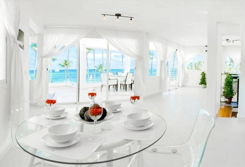 تختخواب و صبحانه Everything Punta Cana  Los Corales