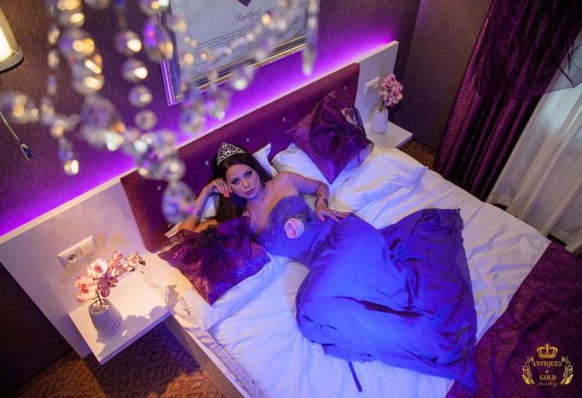 هتل Antiques & Gold Boutique Guesthouse