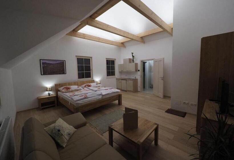 酒店 Bioweingut Schmidl