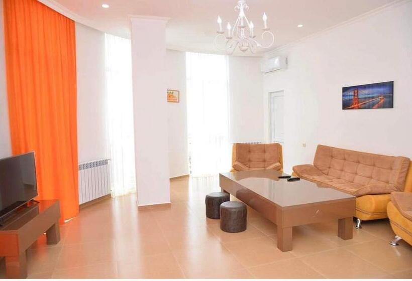 هتل Orange Home