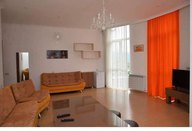 هتل Orange Home