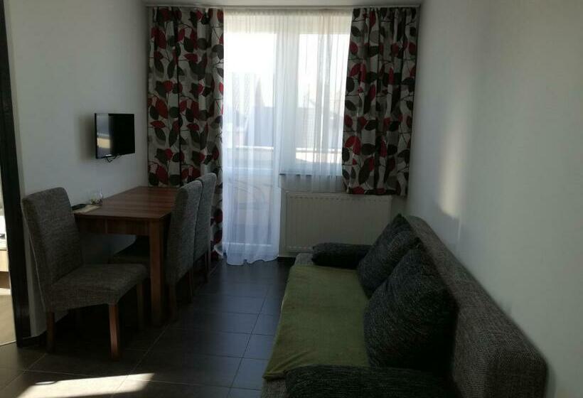 پانسیون Apartman 25