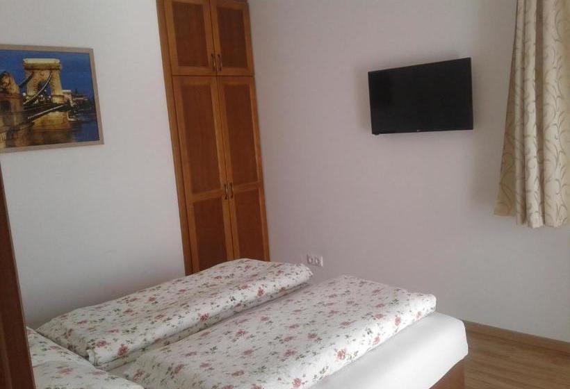 פנסיון Orchidea Ii