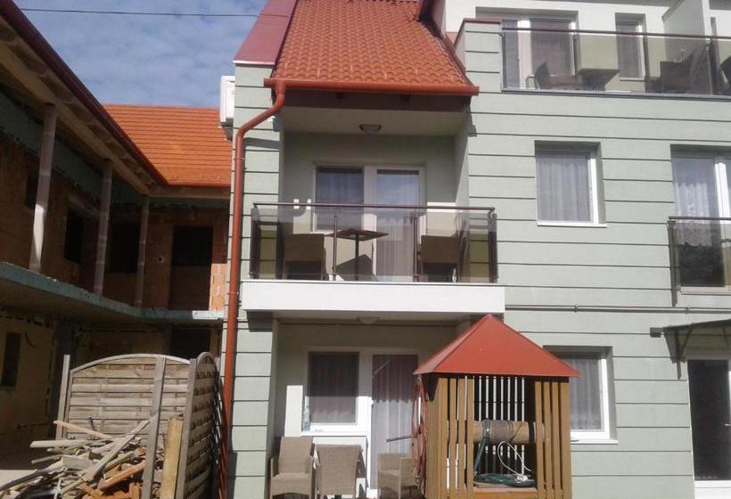 פנסיון Orchidea Ii