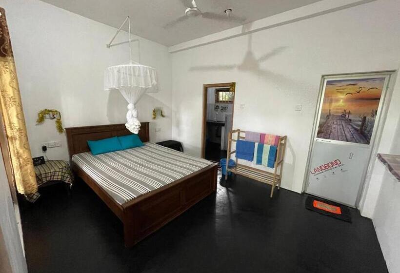 Pension Sasaa Guest House