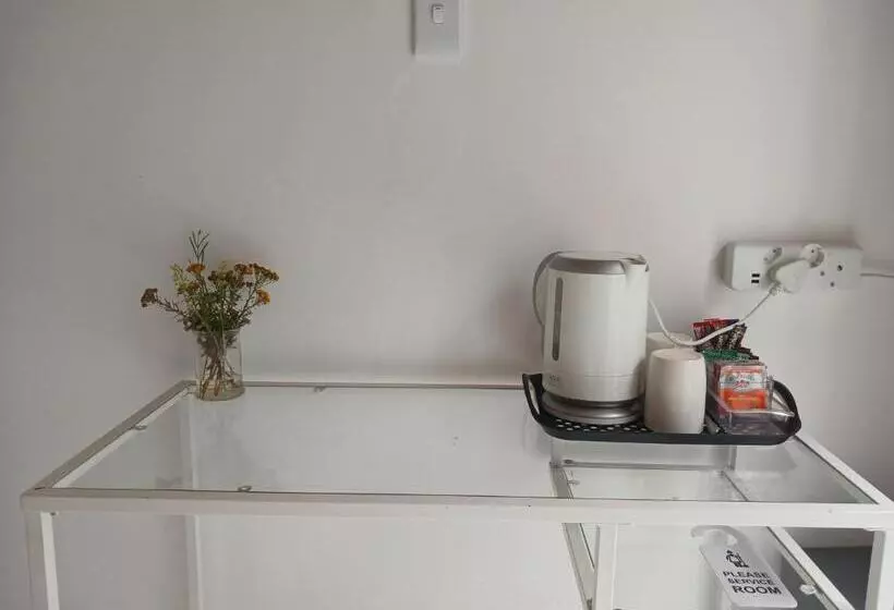 Aamiaismajoitus (B&B) Boulders Beach Hotel, Cafe And Curio Shop