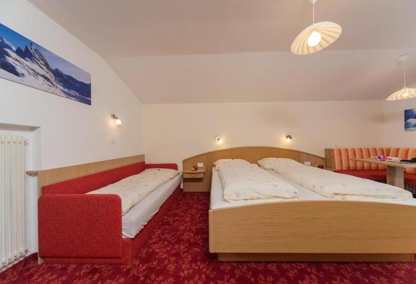 بنسيون Kedul Lodge