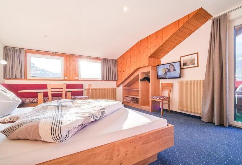 بنسيون Kedul Lodge