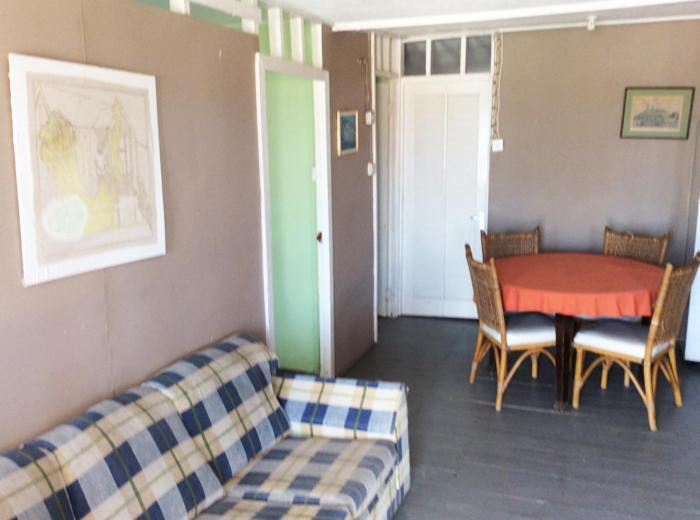 پانسیون Rest Haven Beach Cottages