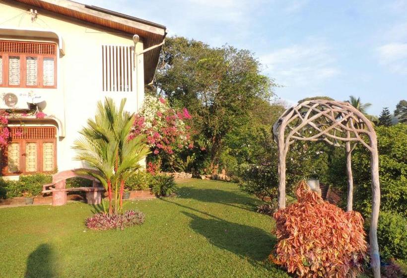 膳宿费 Royal Tourist Lodge