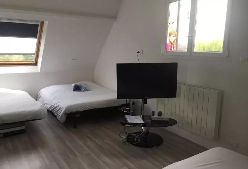 Aamiaismajoitus (B&B) Chambres D'hôtes Poirier Bazin