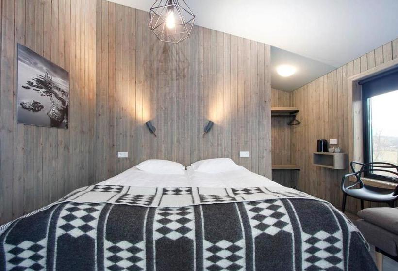 پانسیون Arnarstapi Cottages