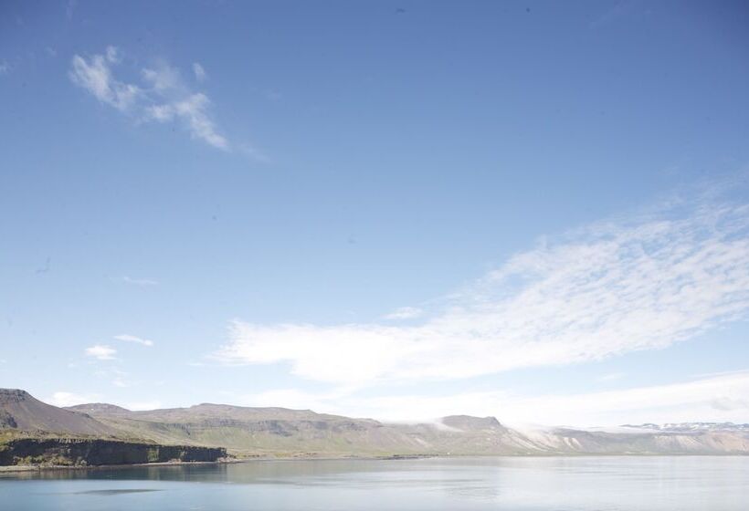 پانسیون Arnarstapi Cottages