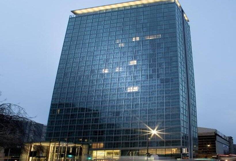 ホテル Innside By Meliá Milano Torre Galfa