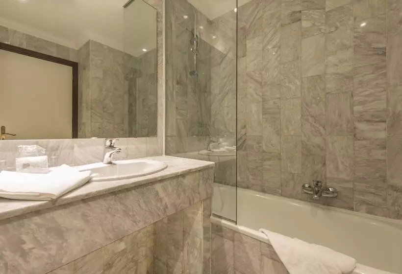 هتل Ambassadormonaco