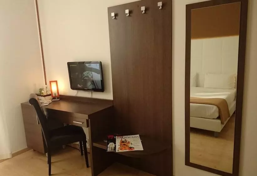 هتل Ambassadormonaco