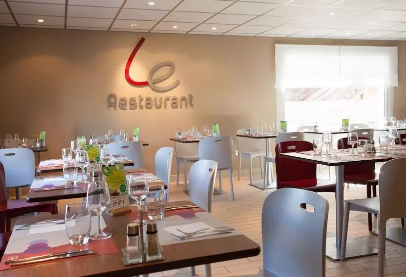 فندق Campanile Roissy  Saint Witz