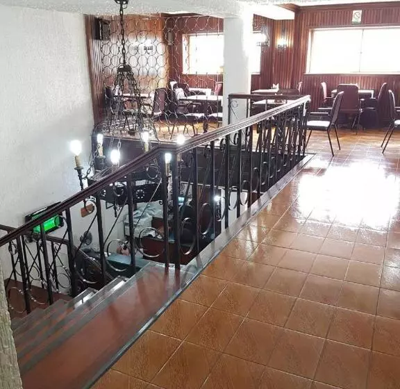 هتل Diego De Almagro Antofagasta Express