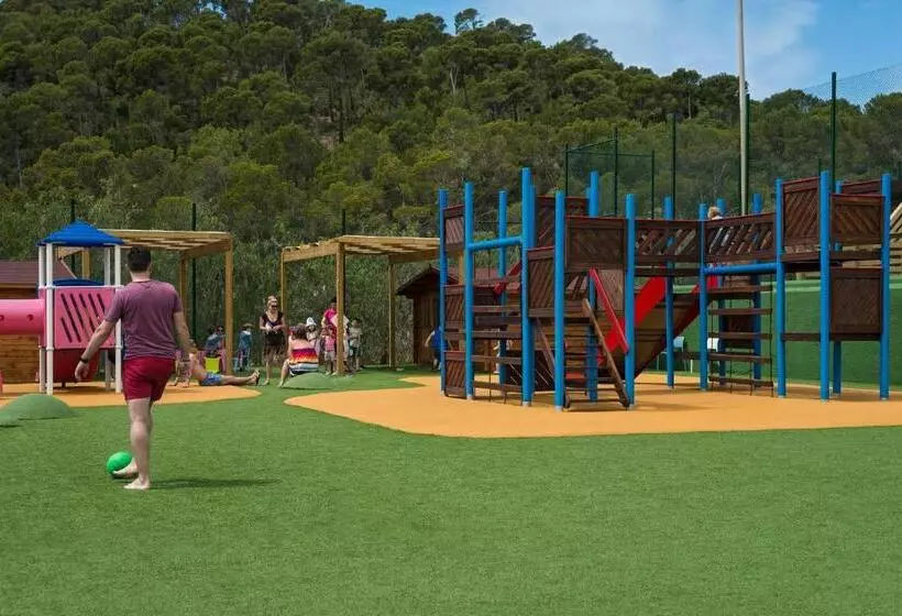 ホテル Fergus Club Europa