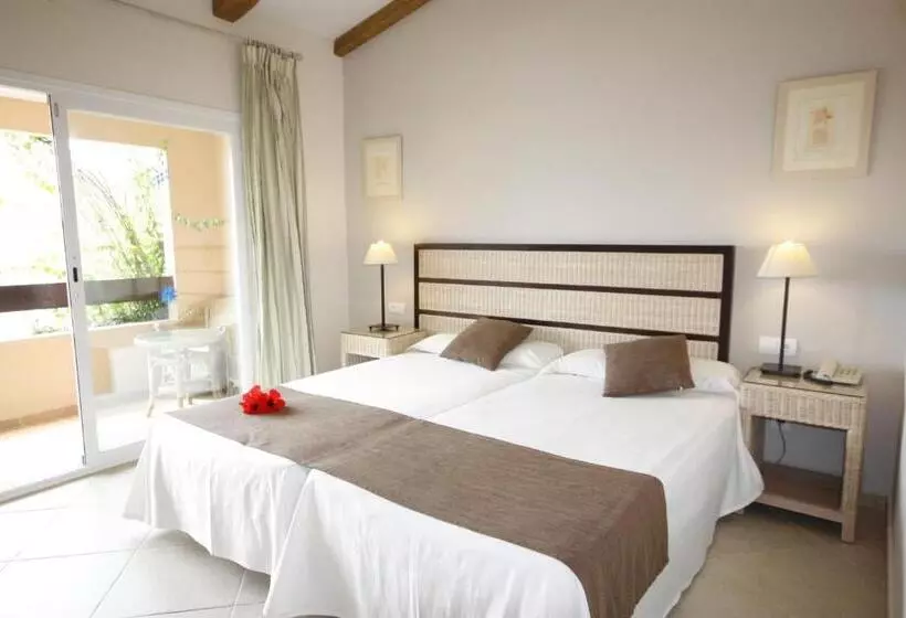 ホテル Fergus Club Europa