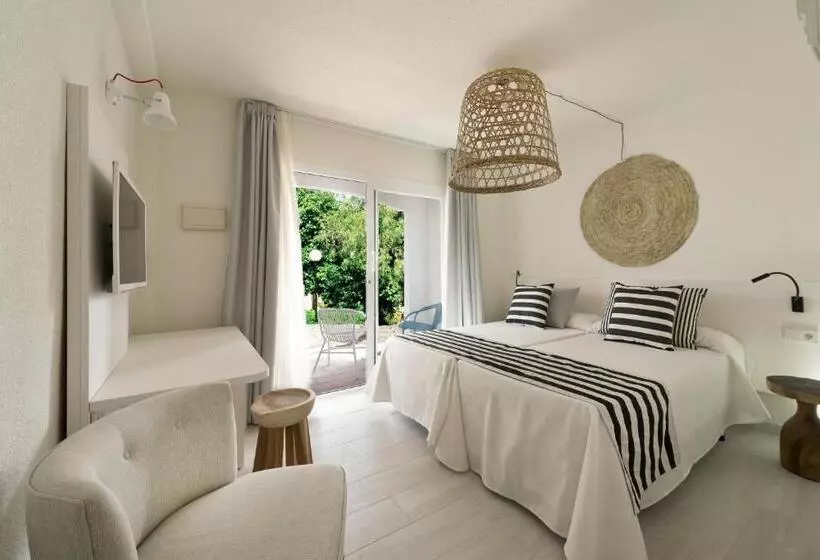 ホテル Fergus Club Europa