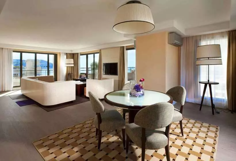 Отель Hyatt Regency Nice Palais De La Mediterranee