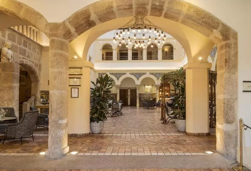 Hotel Ilunion Merida Palace