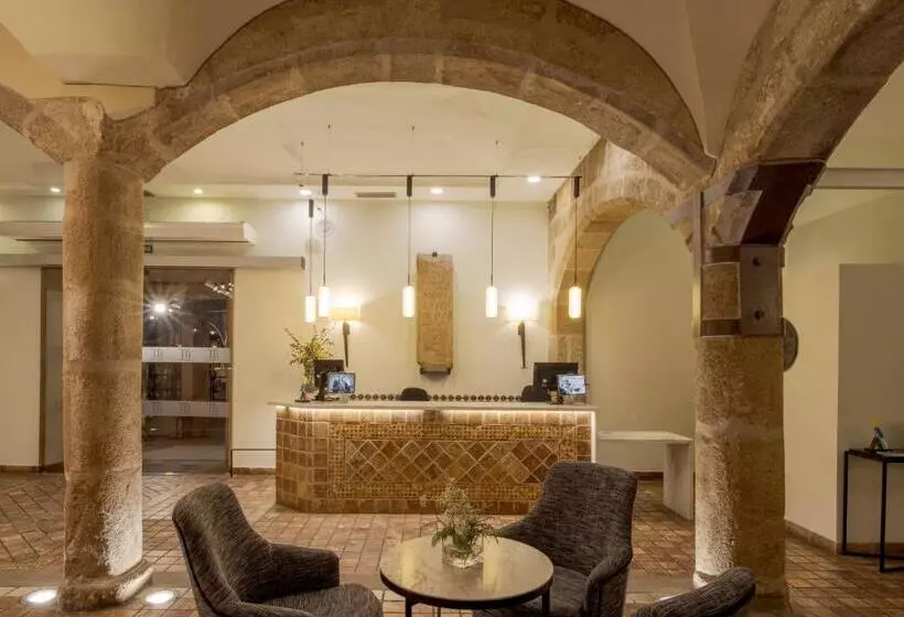 Hotel Ilunion Merida Palace