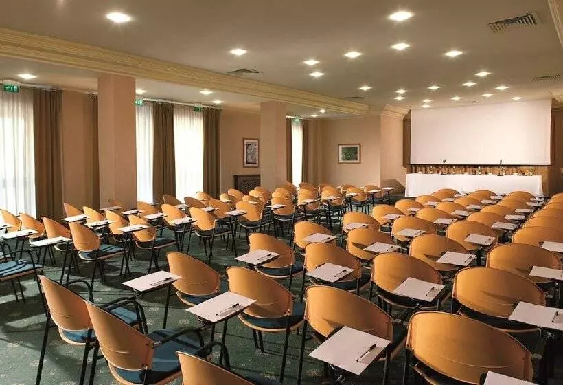 酒店 Katane Palace