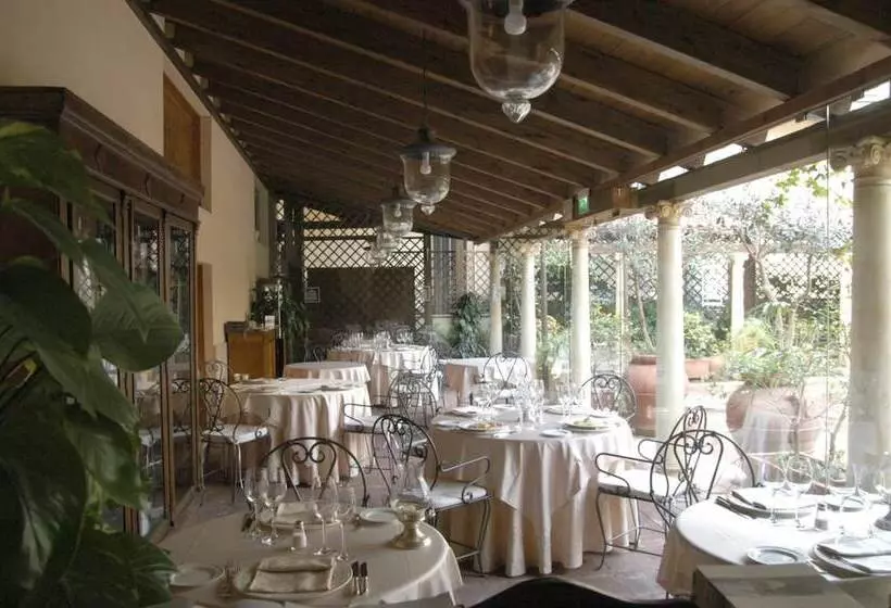 酒店 Katane Palace