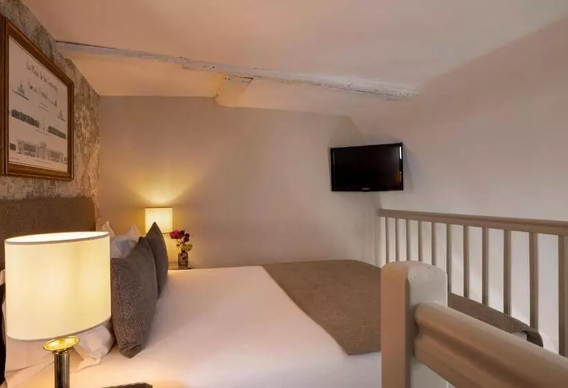 هتل Madeleine Plaza