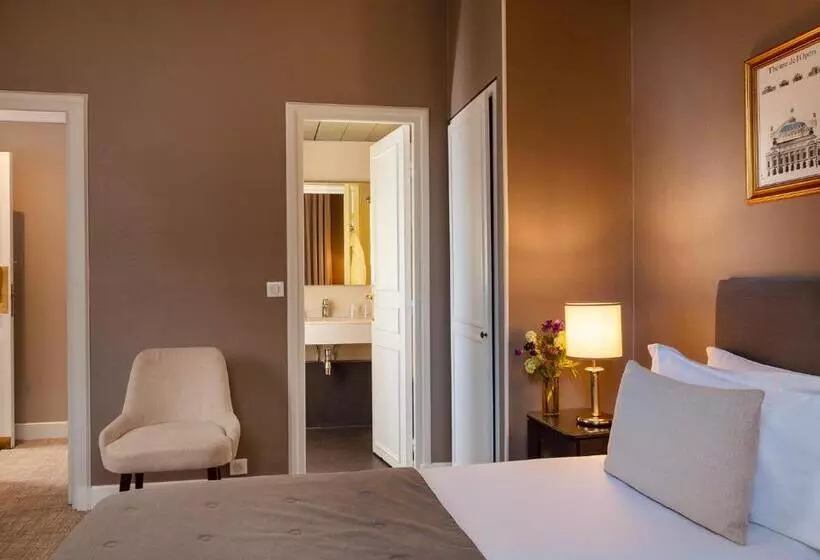 هتل Madeleine Plaza