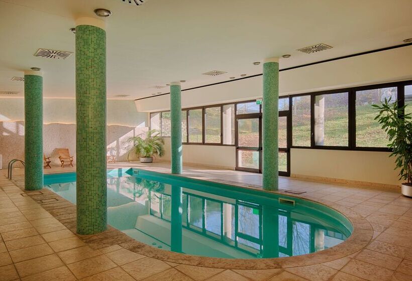 בית מלון כפרי NH Bologna Villanova