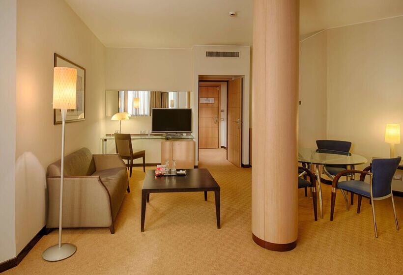 בית מלון כפרי NH Bologna Villanova