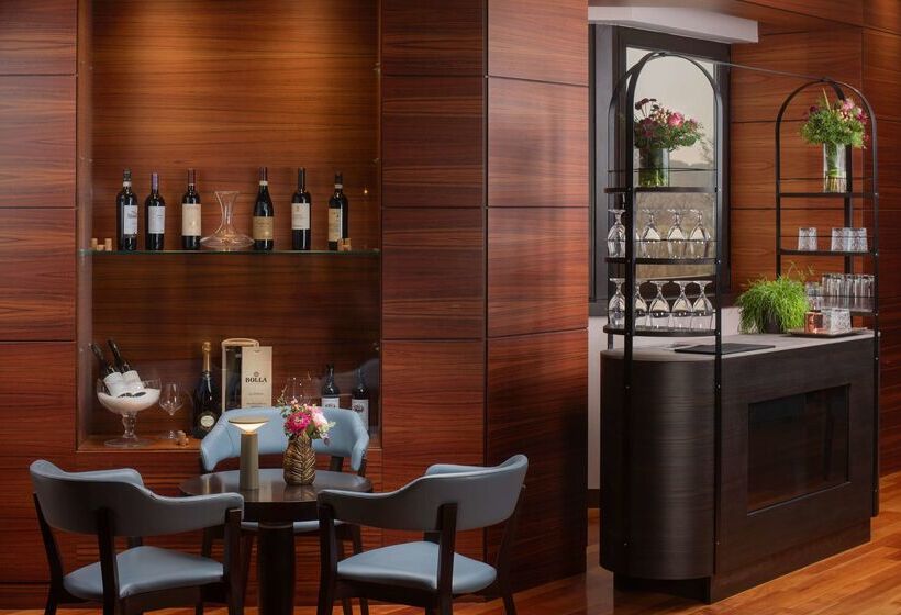 בית מלון כפרי NH Bologna Villanova