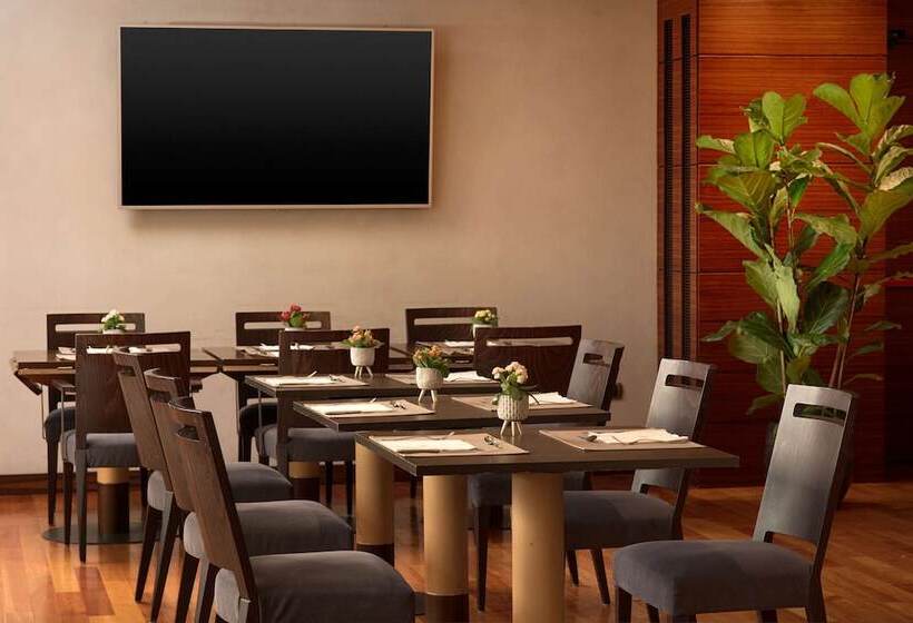 בית מלון כפרי NH Bologna Villanova