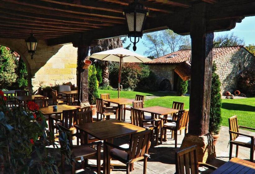 호텔 Palación De Toñanes