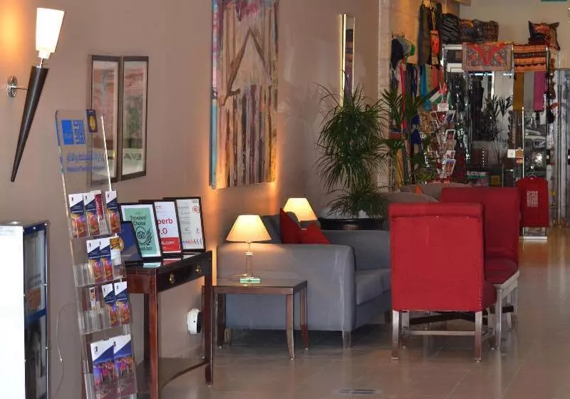 هتل Petra Guest House