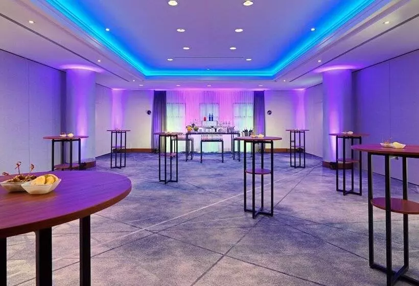 酒店 Prague Marriott