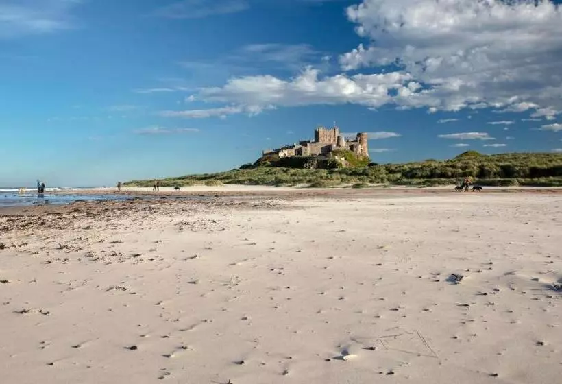 Отель The Victoria