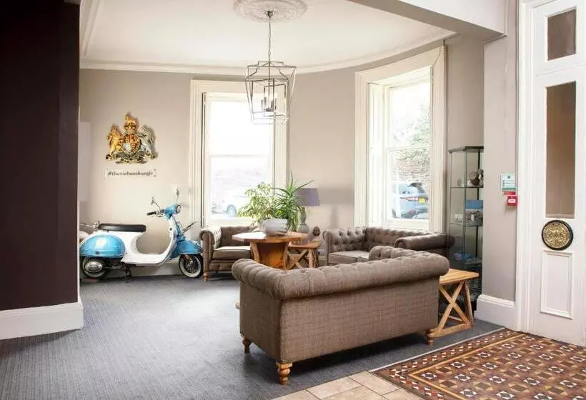 Отель The Victoria