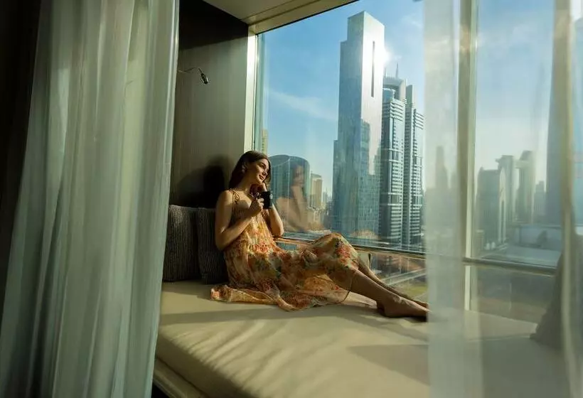 هتل Towers Rotana   Dubai