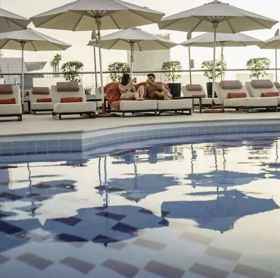 هتل Towers Rotana   Dubai