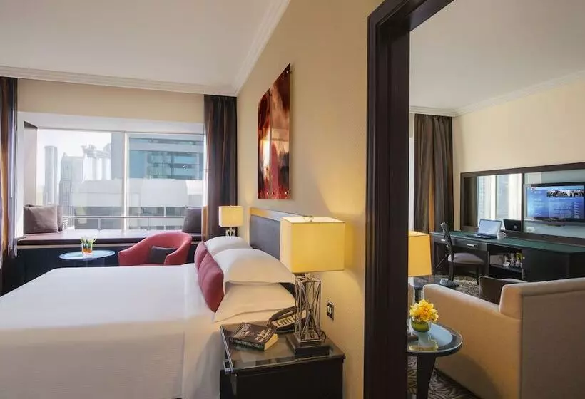 هتل Towers Rotana   Dubai