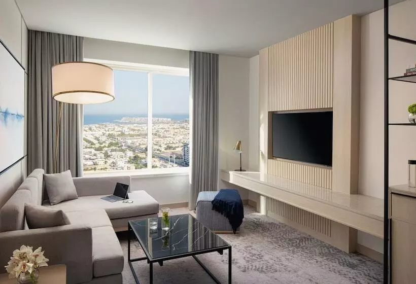 هتل Towers Rotana   Dubai