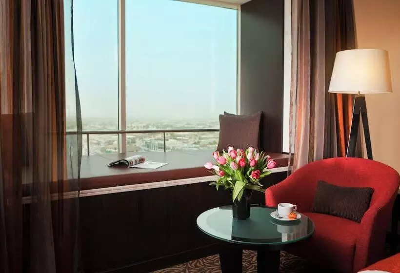 هتل Towers Rotana   Dubai