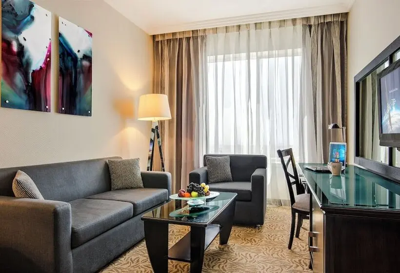 هتل Towers Rotana   Dubai