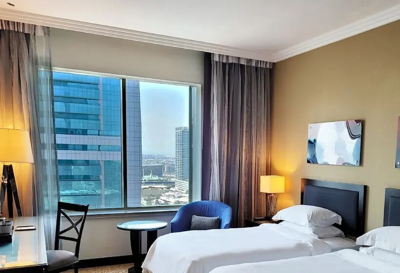 هتل Towers Rotana   Dubai