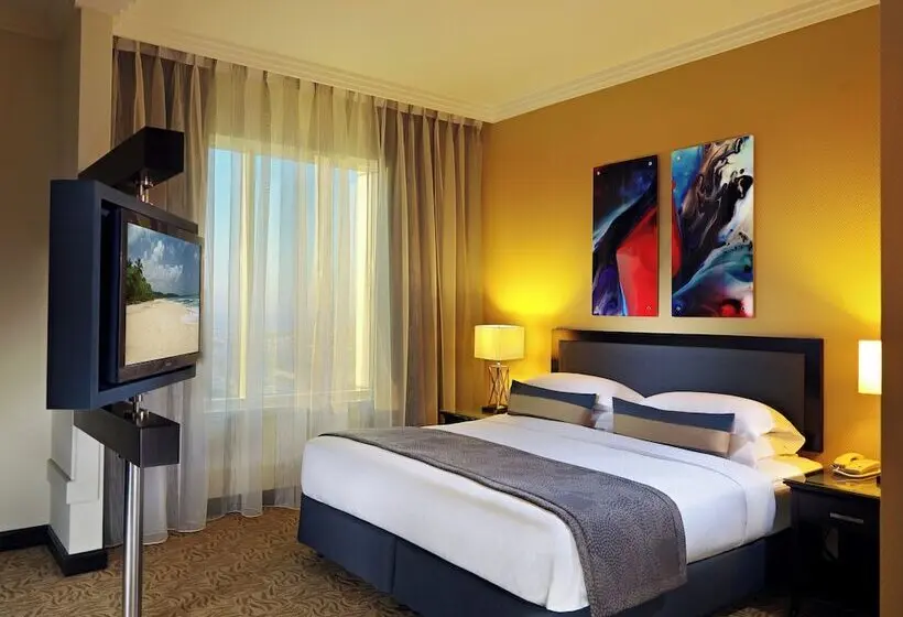 هتل Towers Rotana   Dubai
