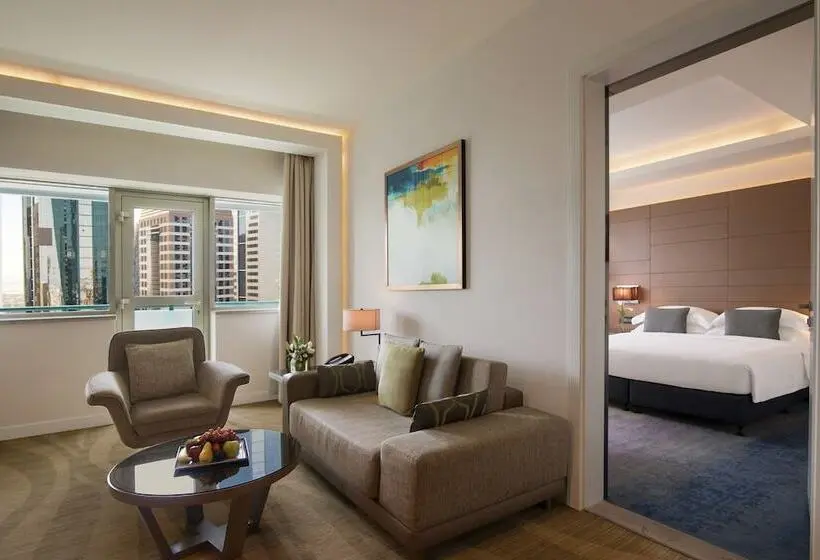 هتل Towers Rotana   Dubai